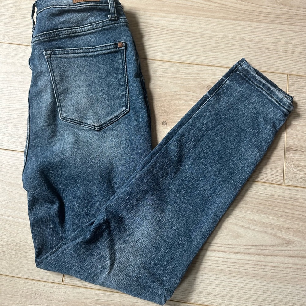 Judy Blue Women's Dark Wash Jeans